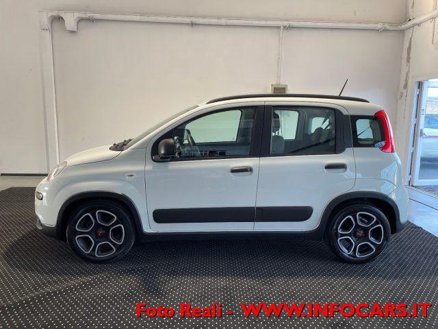 FIAT Panda 1.0 FireFly S&S Hybrid City Life PROMO !!