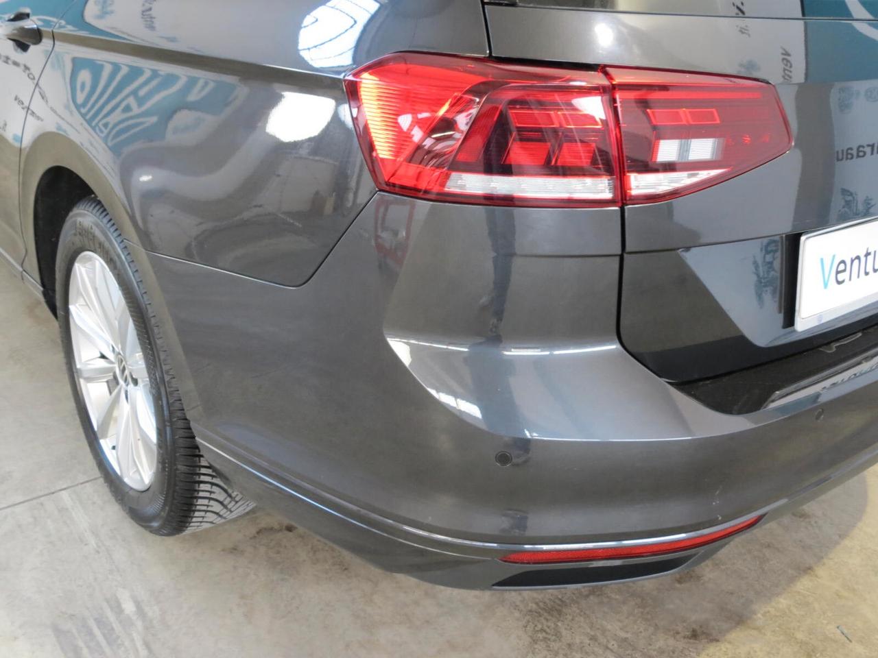 Volkswagen Passat Variant 2.0 TDI 150 cv SCR EVO DSG Business