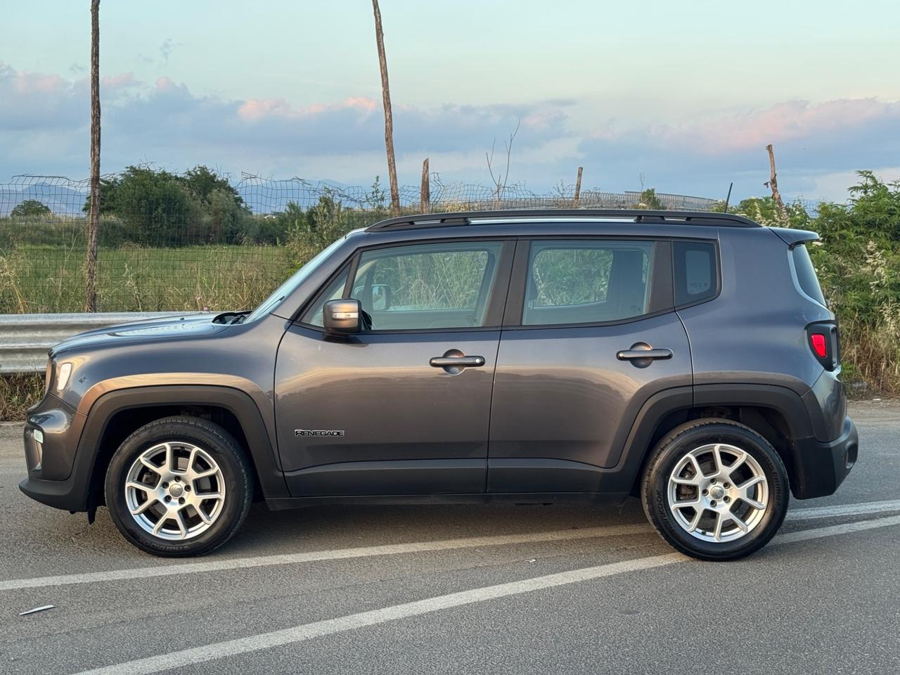Jeep Renegade 1.3 T4 Cilindri Limited automatico