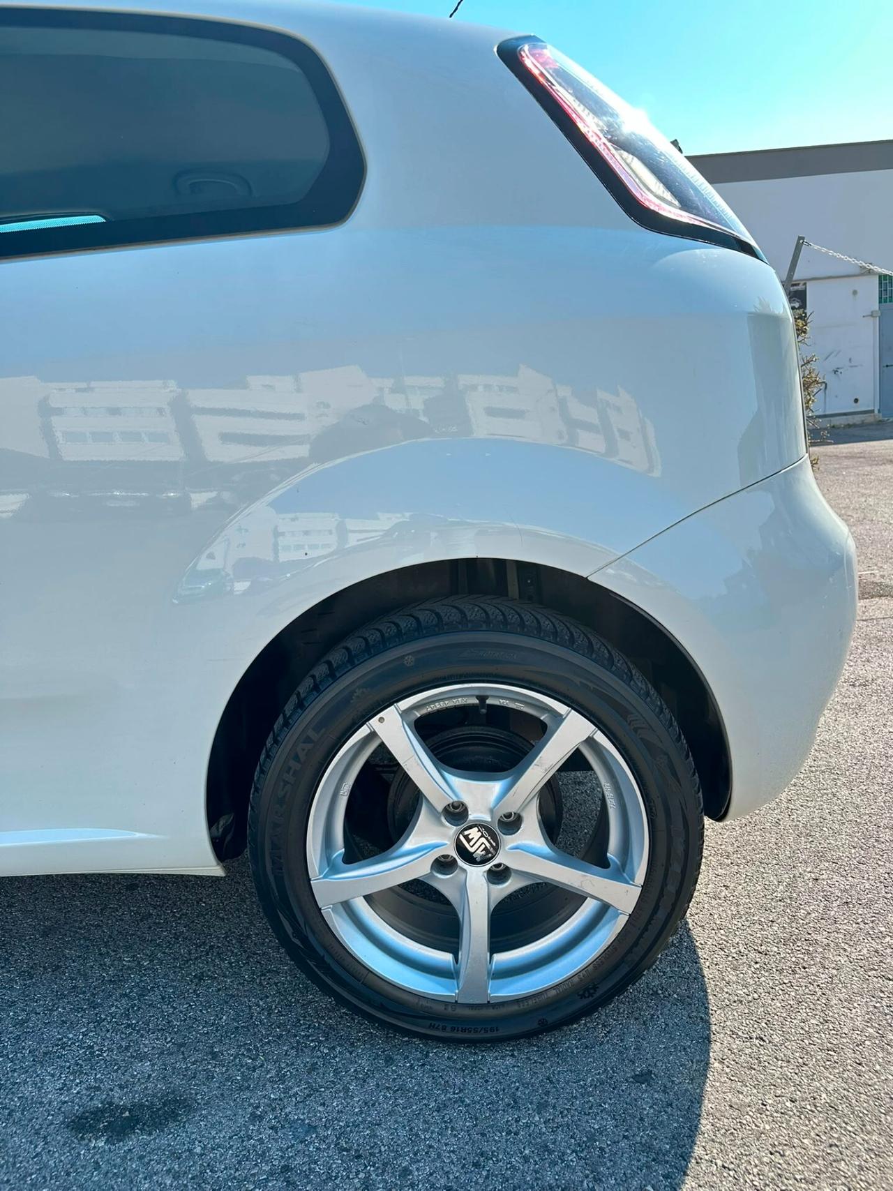 Fiat Punto 1.2 8V 3 porte Lounge