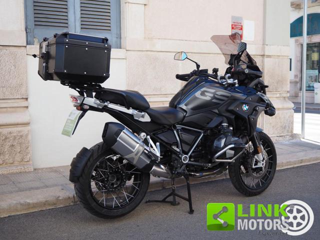 BMW R 1250 GS TRIPLE BLACK