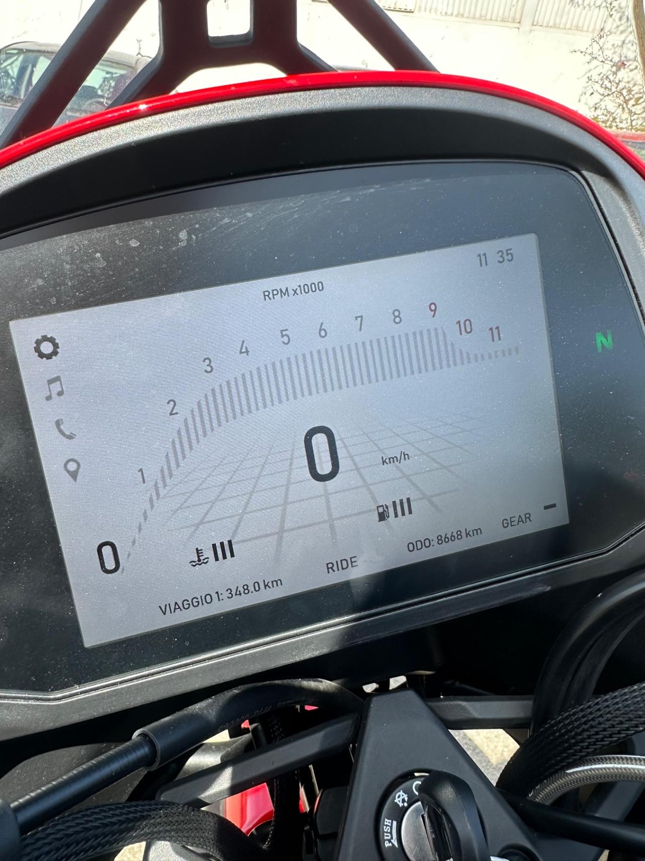 MOTO MORINI XCAPE 649