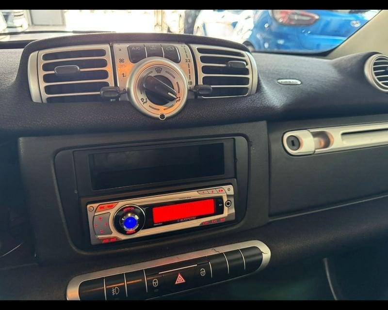 smart fortwo 2ª serie 1000 52 kW MHD coupé passion