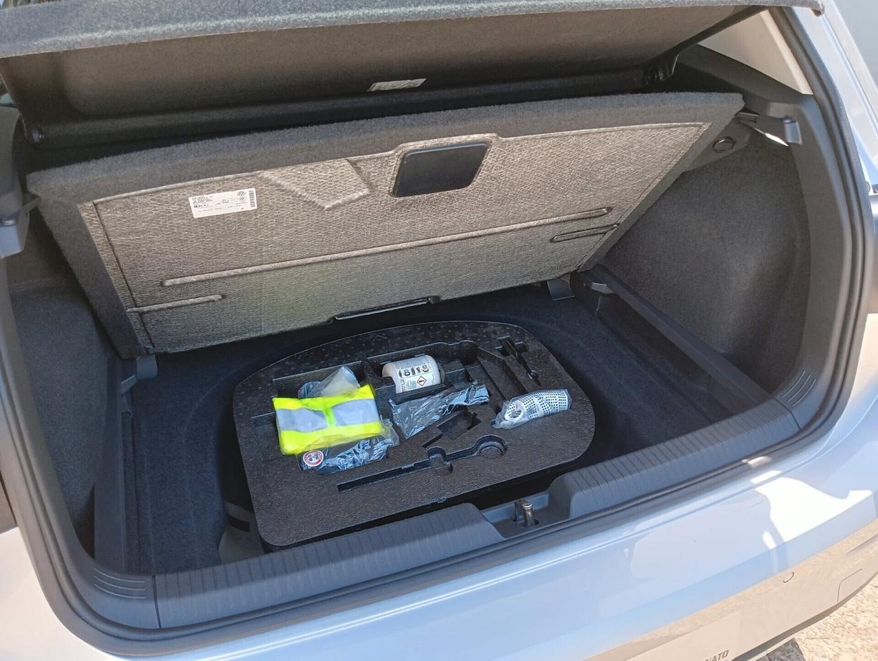 Volkswagen Golf 1.0 TSI 115 CV 5p. Business BlueMotion Technology