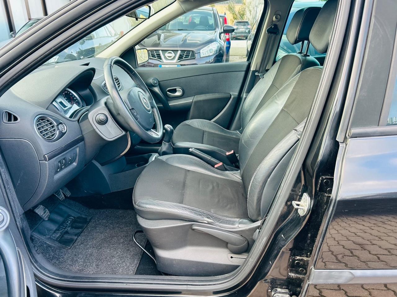 Renault Clio 1.2 16V 5 porte Le Iene