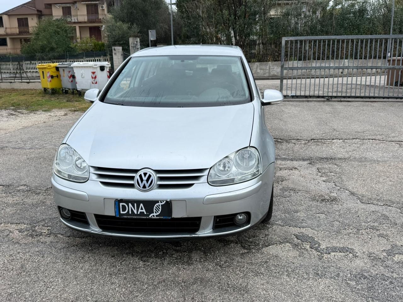 Volkswagen Golf 2.0 TDi Sportline UNIPROPR
