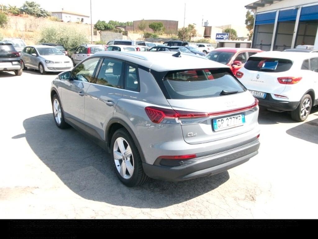 AUDI Q4 40 E-TRON 204CV AUTOMATIC BUSINESS ( FARI LED - VIRTUAL COCKPIT - CRUISE - CLIMA TRIZONA - NAVI - PDC - CERCHI 18 )