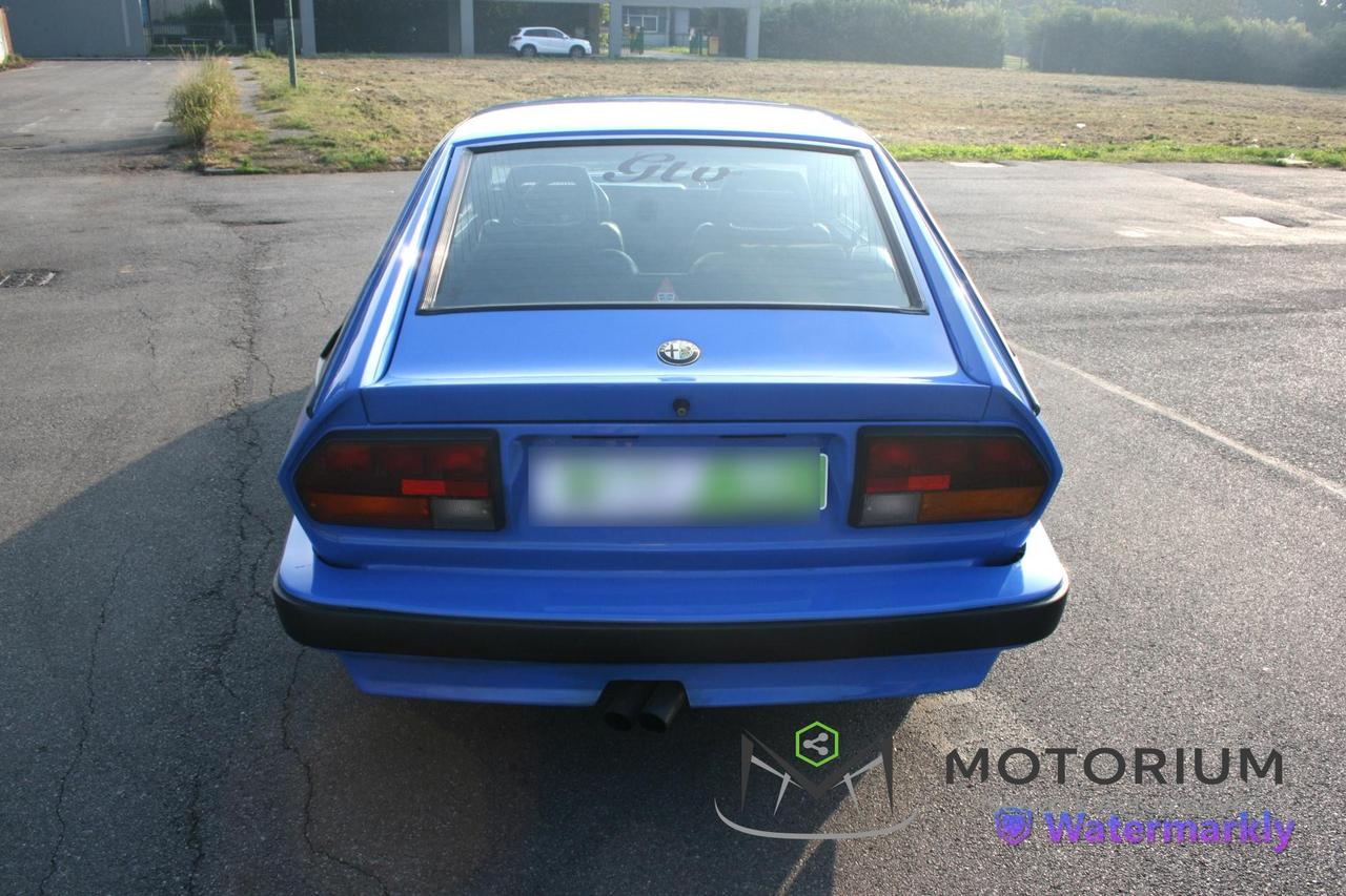 Alfa Romeo GTV 2.0