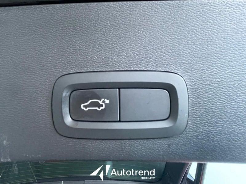 Volvo XC40 D3 150 CV AWD Automatica NAVI LED Inscription