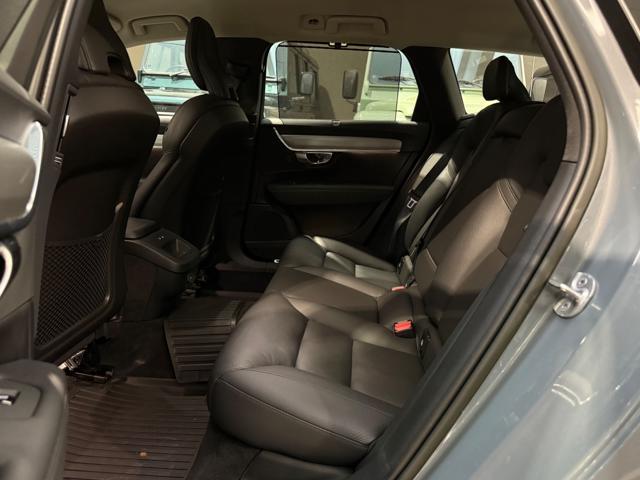 VOLVO V90 B4 (d) automatico Plus Dark