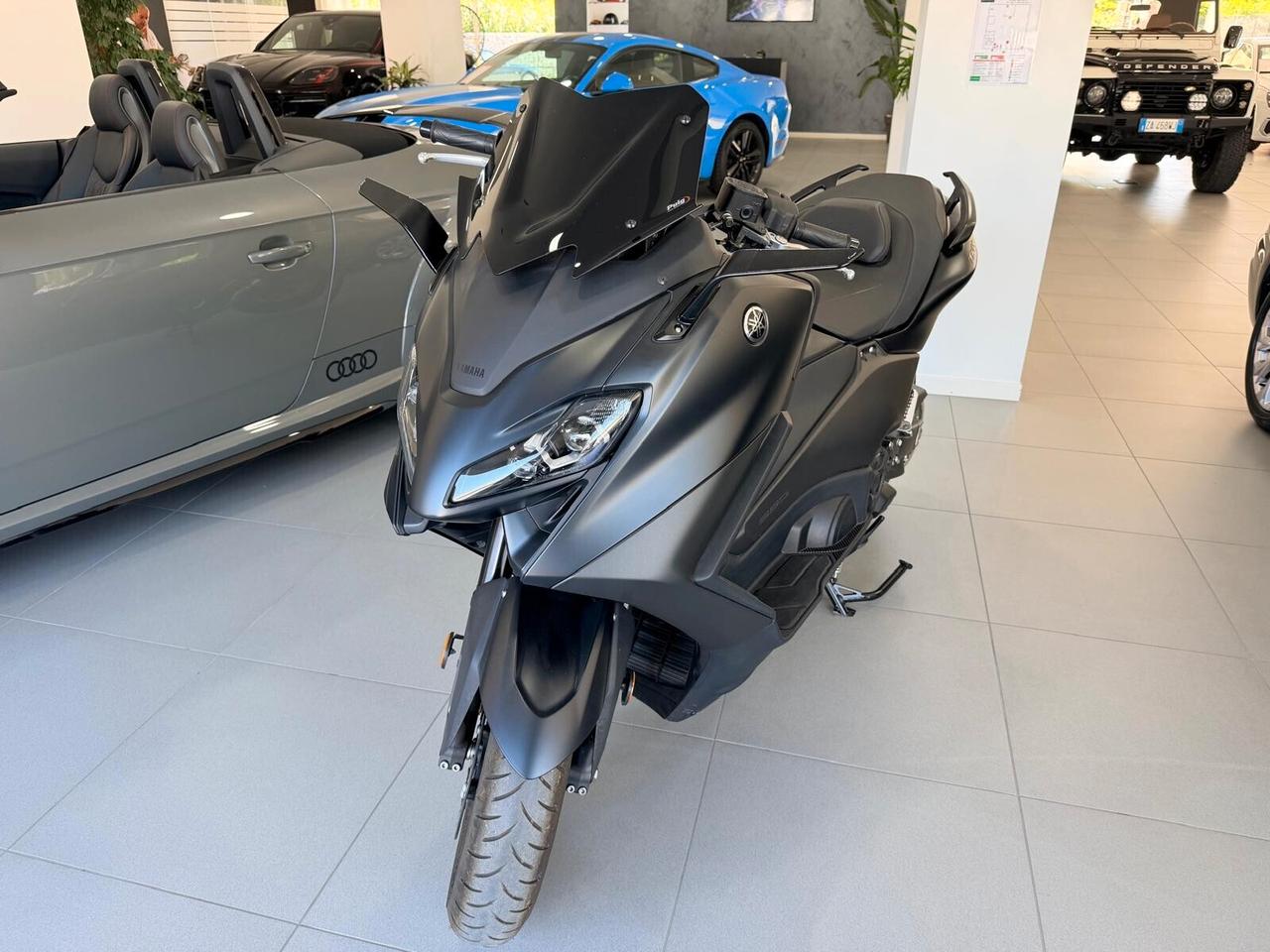 Yamaha T Max 560