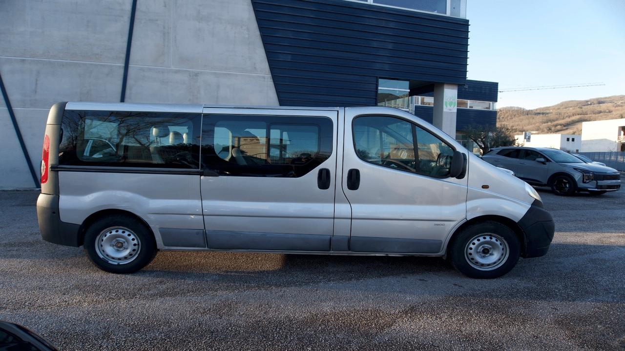 Opel Vivaro 29 2.0 CDTI 120CV PL-TN Combi 9 posti