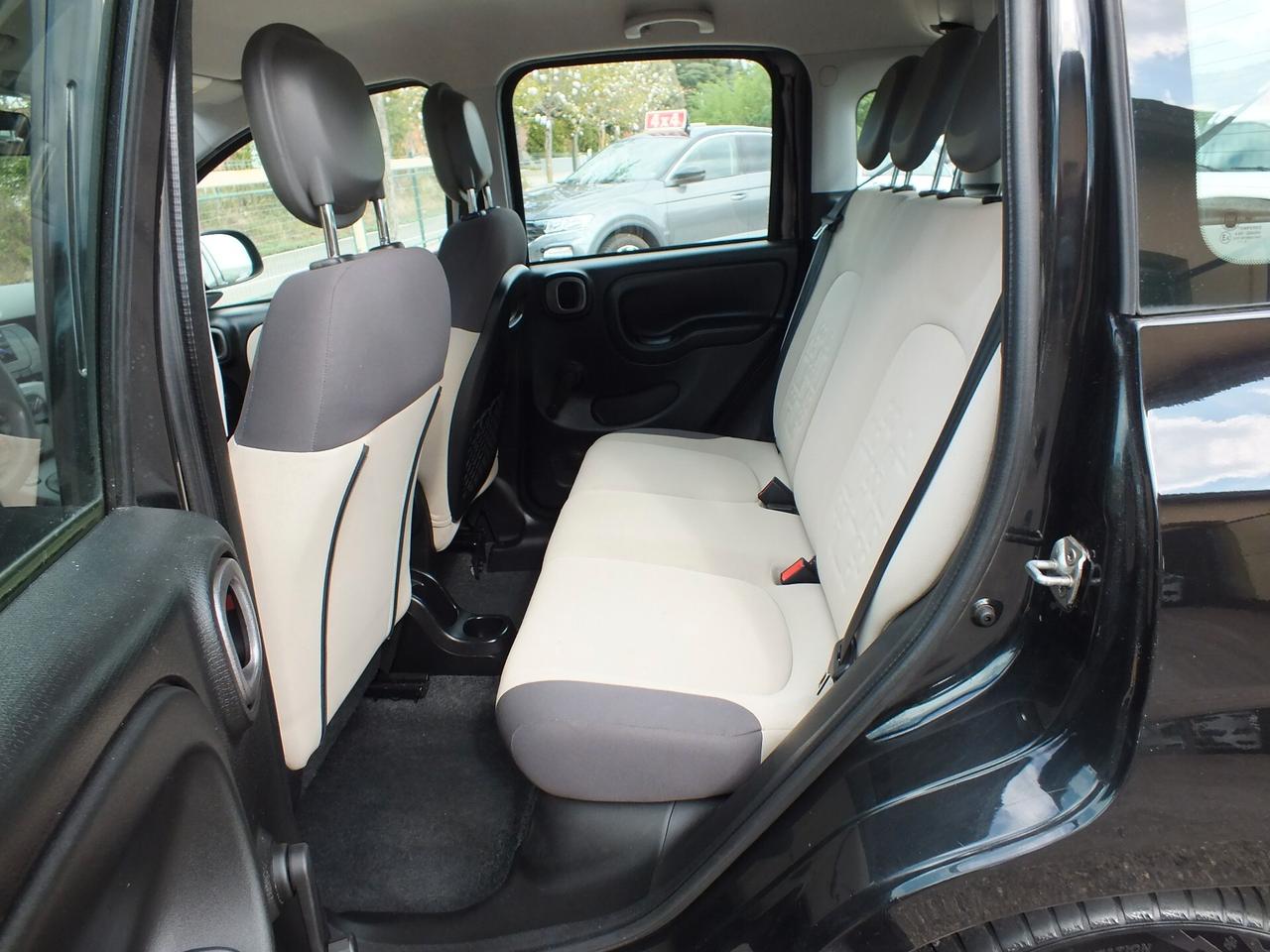 FIAT PANDA 1.2 LOUNGE 5 POSTI