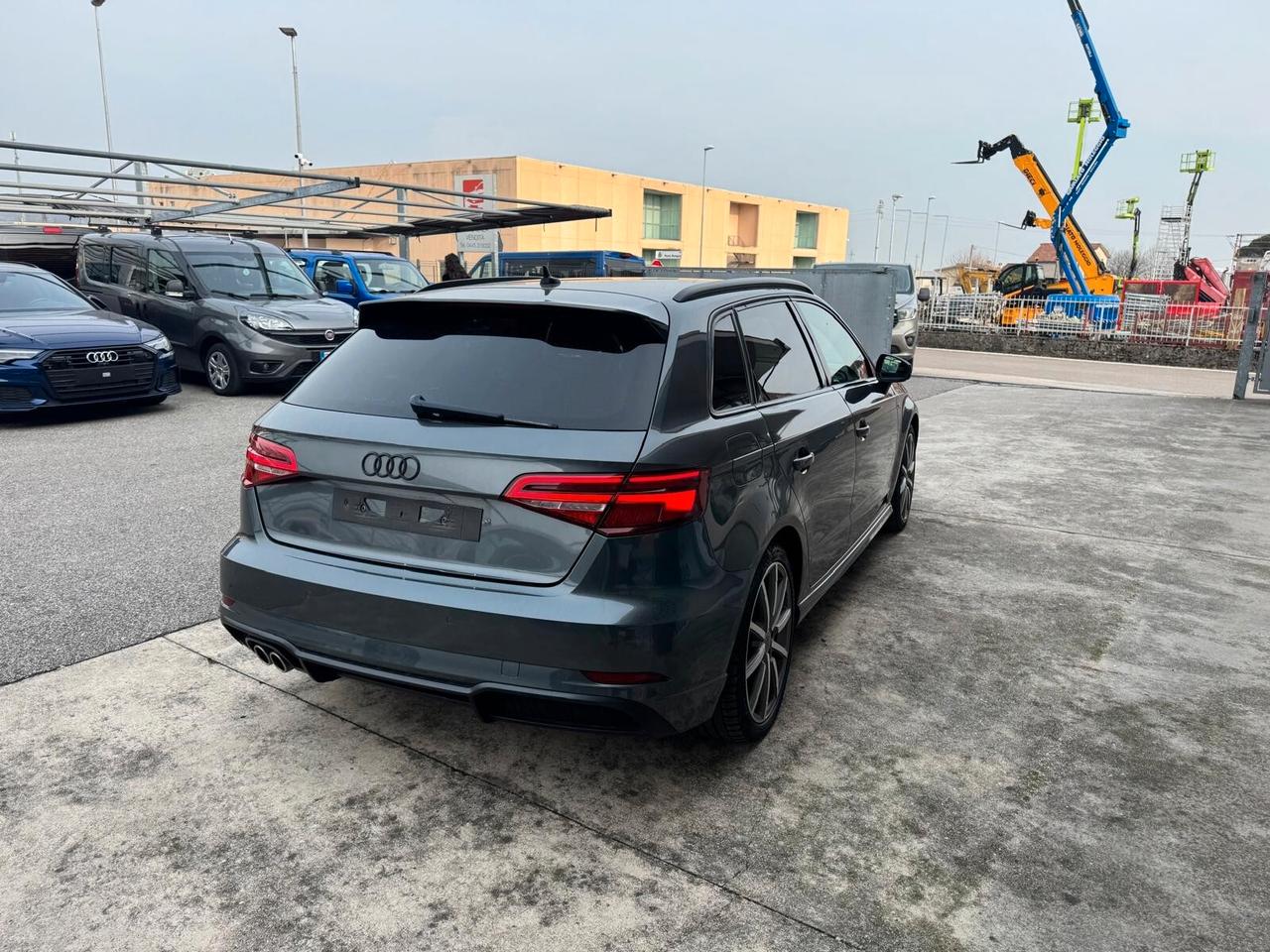 Audi A3 SPB 35 TFSI S-LINE