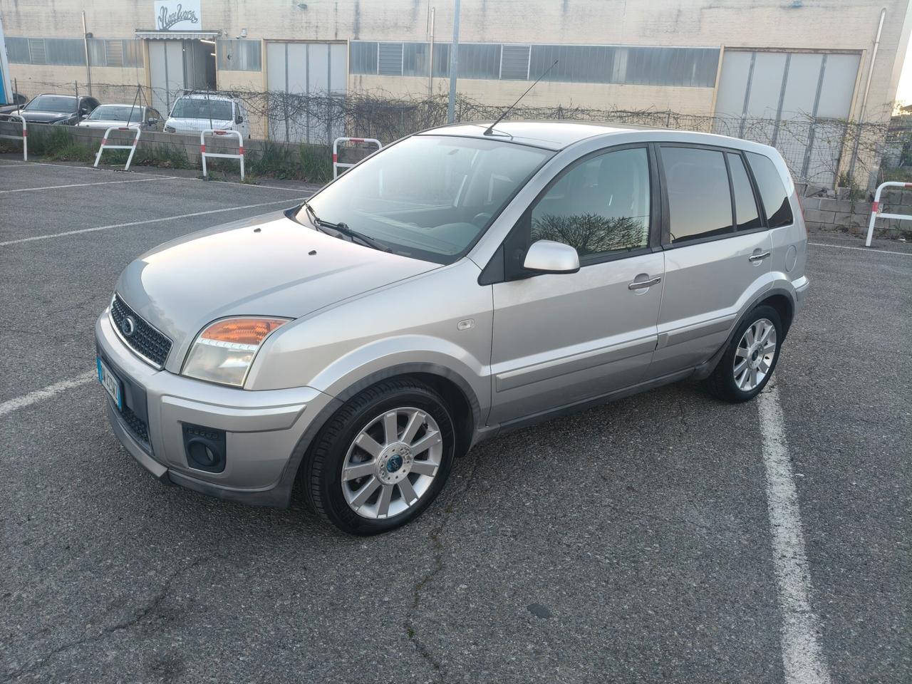 Ford Fusion 1.6 5 porte SOLAMENTE 115.000 KM