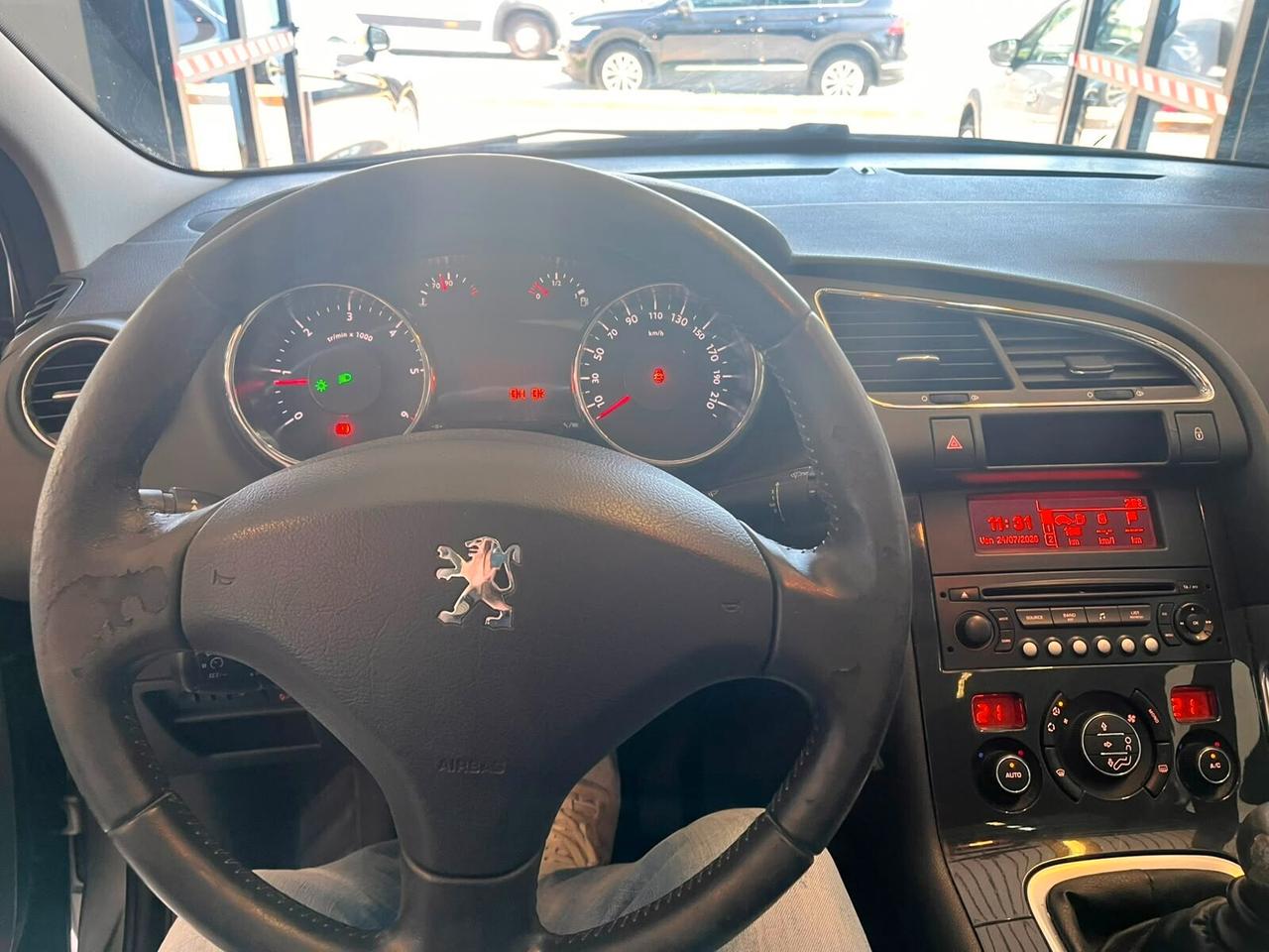 Peugeot 3008 1.6 HDi 112CV Business