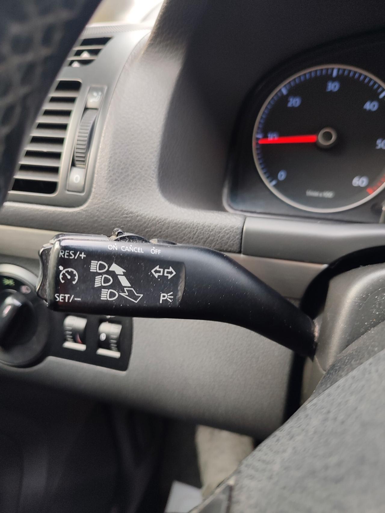 VOLKSWAGEN TOURAN 2009 2.0DIESEL 7POSTI FULL OPT.