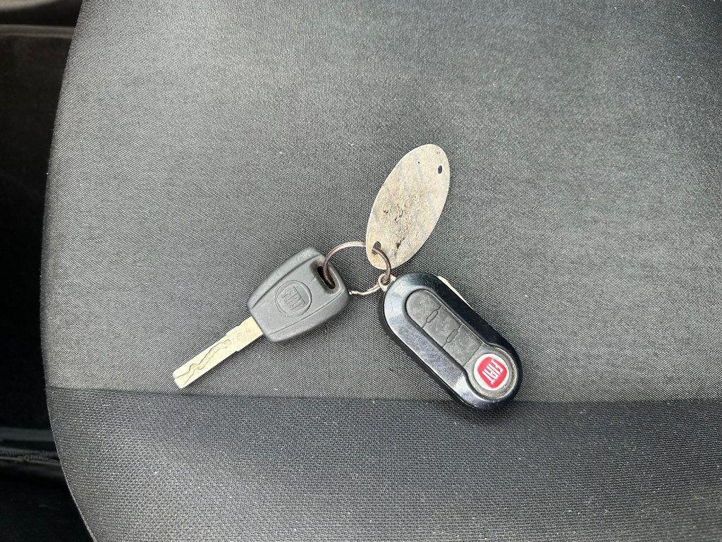 Fiat Punto 1.4 5P Natural Power Easy