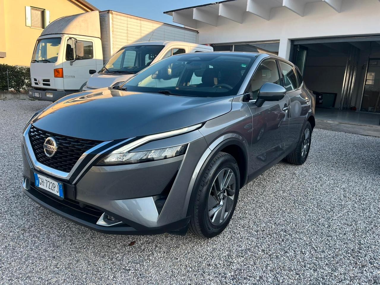 Nissan Qashqai MHEV 140 CV Business