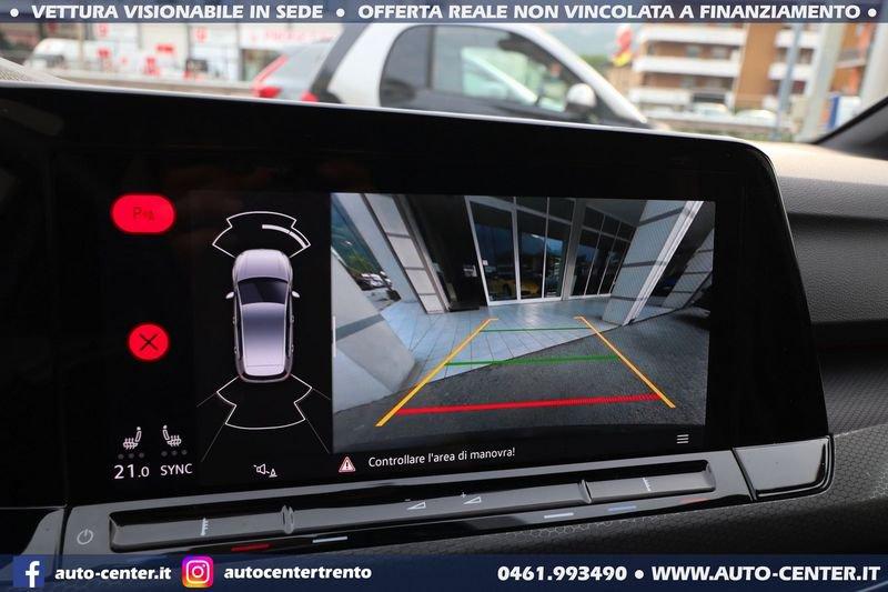Volkswagen Golf 8 GTD DSG 2.0 TDI 200CV 19 IQ.LIGHT LED
