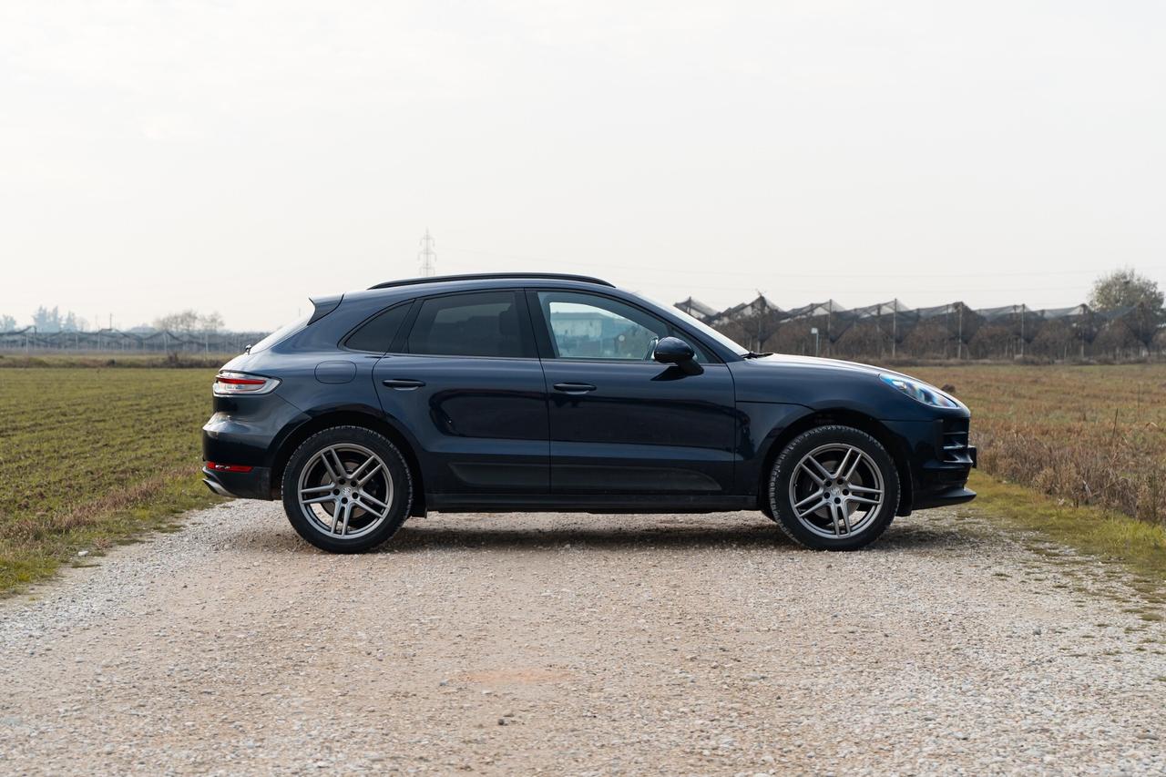 Porsche Macan - 2020