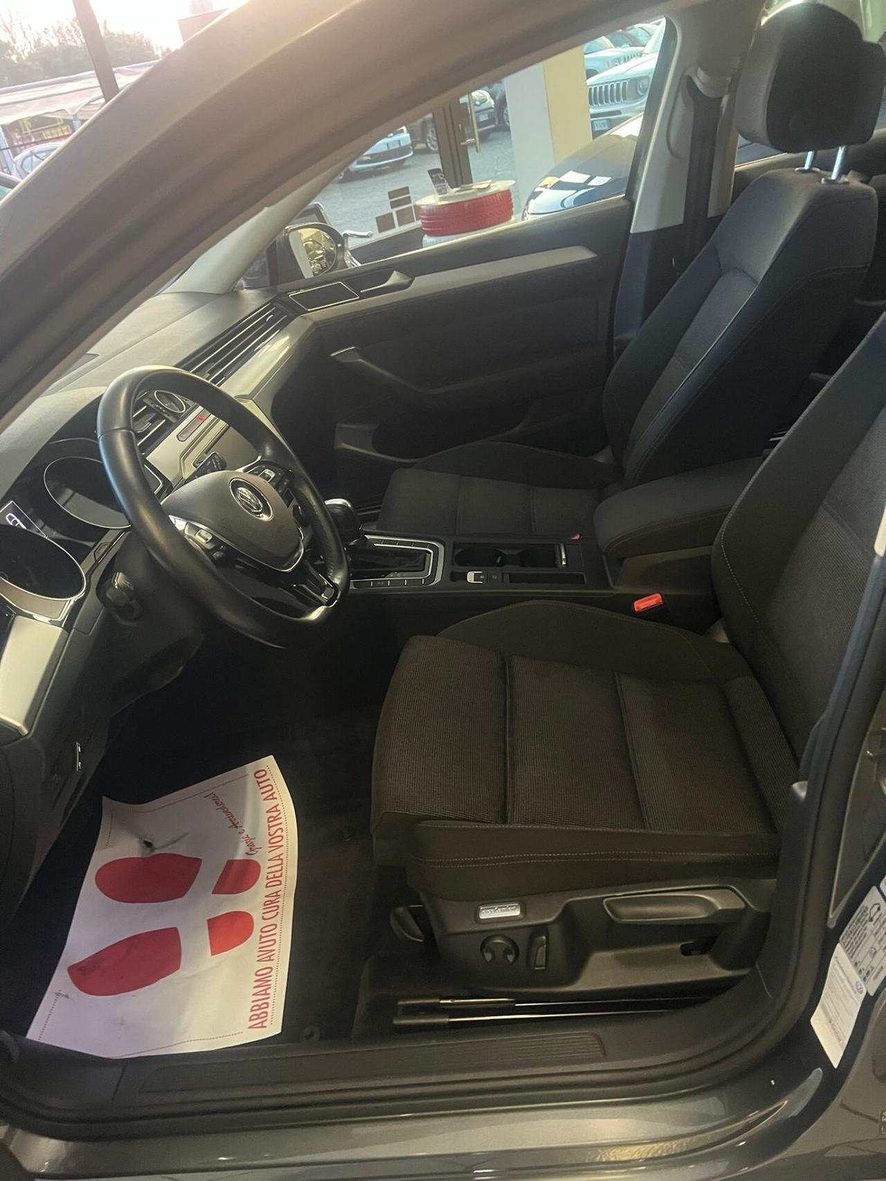 Volkswagen Passat 1.6 TDI DSG Comfortline BlueMotion Technology