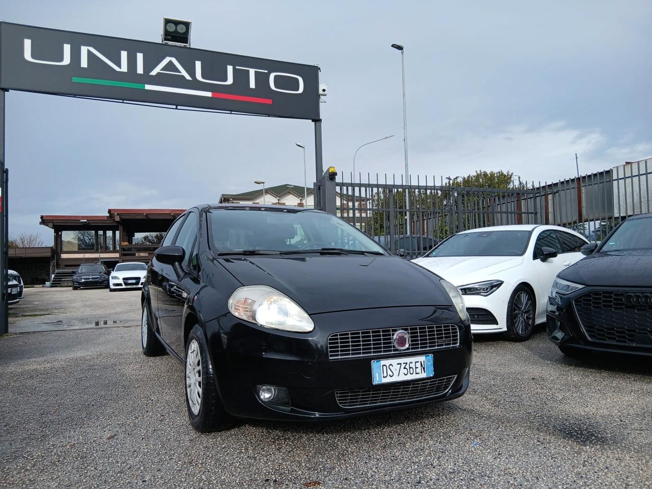 Fiat Grande Punto 1.3 MJT 75 CV 5 porte Dynamic
