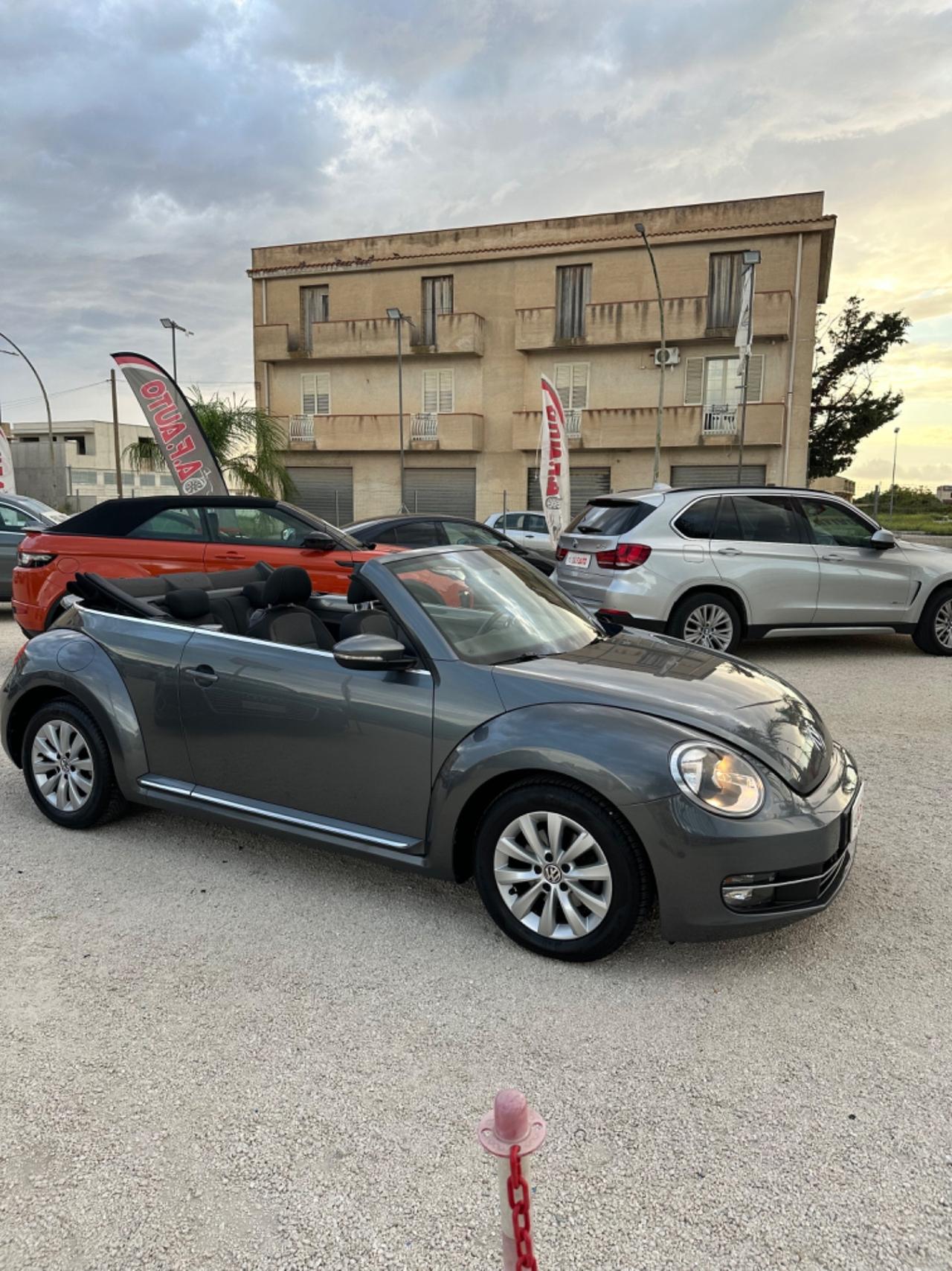 Volkswagen Maggiolino Cabrio 1.6 TDI Design