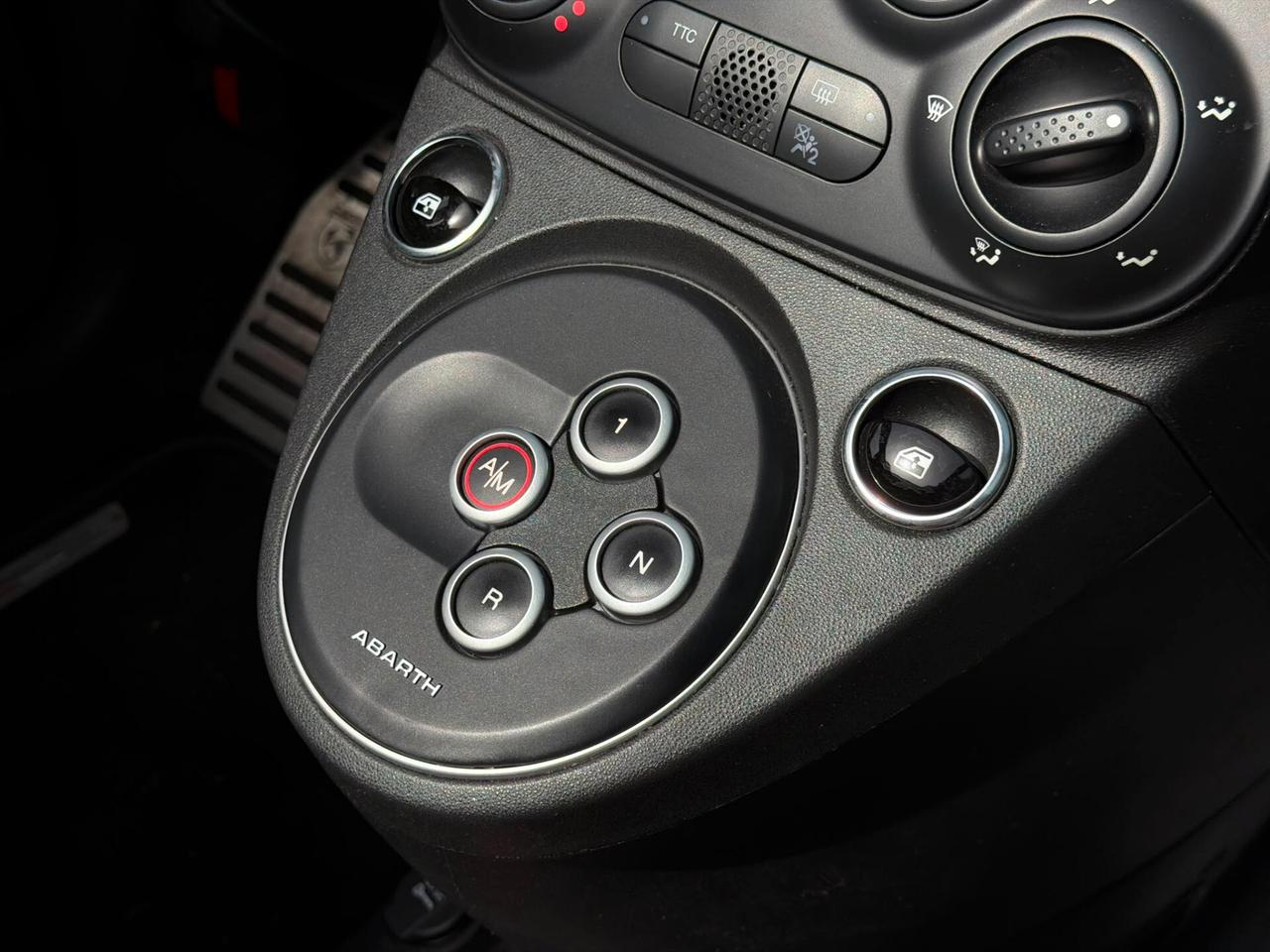 Abarth 595 C 1.4 Turbo T-Jet 180 CV Competizione