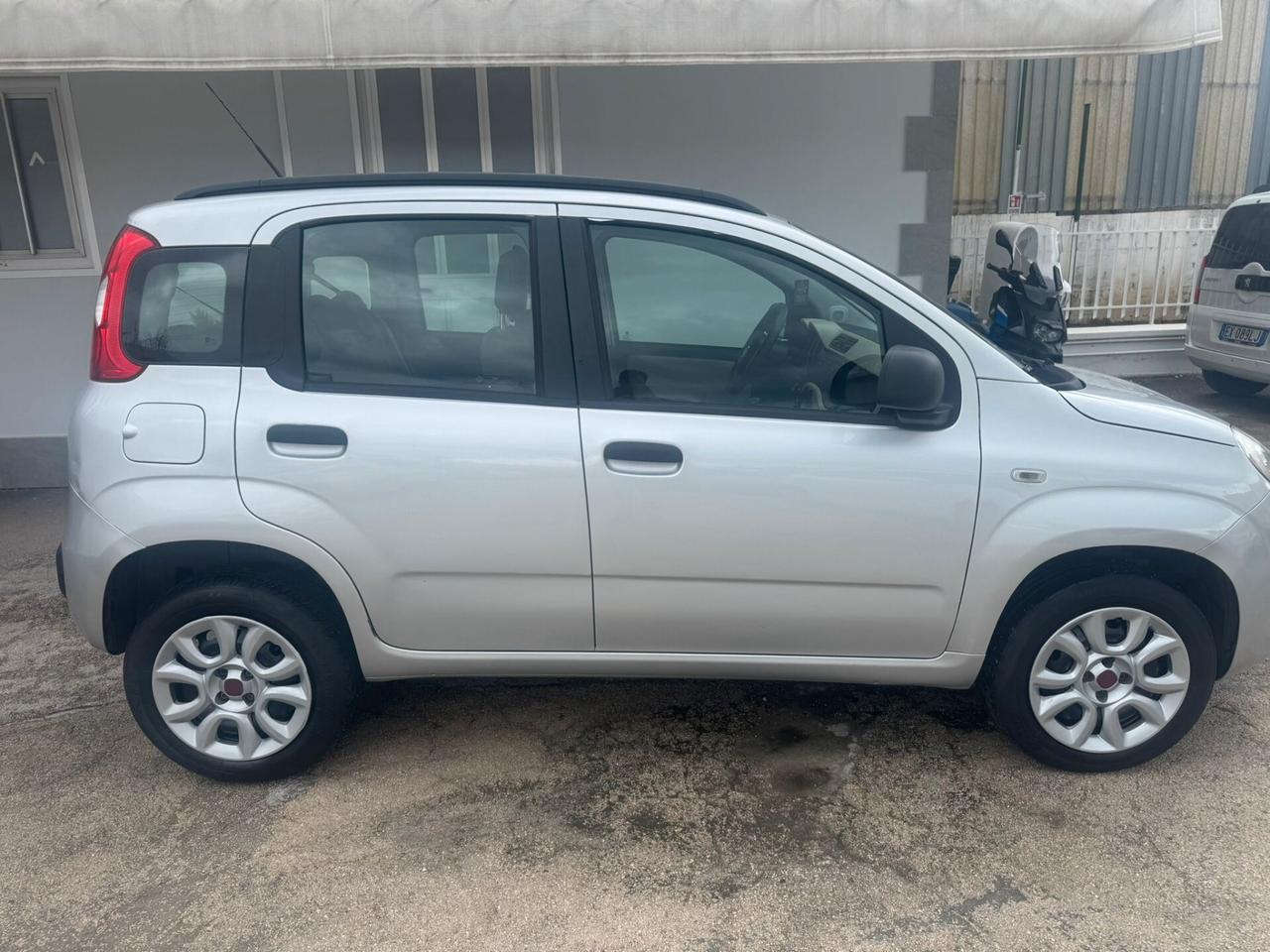 Fiat Panda 0.9 TwinAir Turbo Natural Power Lounge