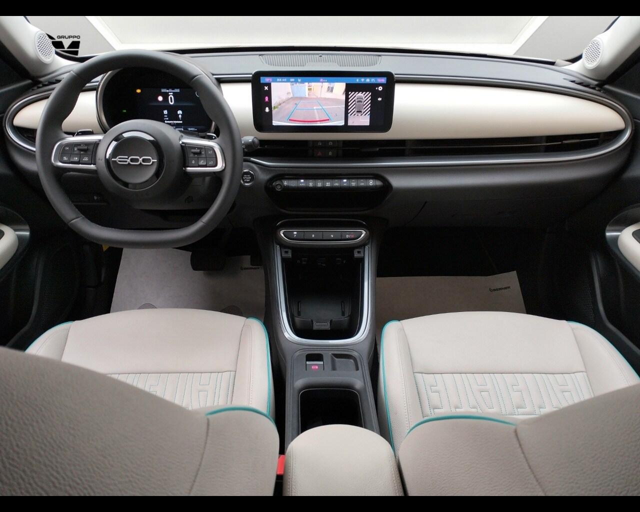 FIAT 600 (2023-->) 600 Hybrid 100 CV DCT MHEV L...