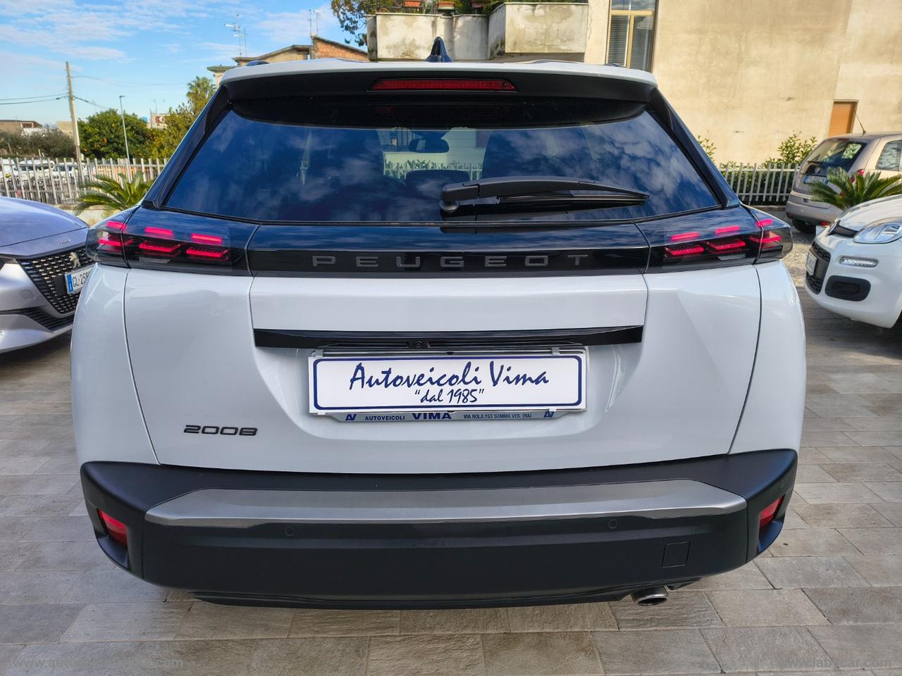 PEUGEOT 2008 BlueHDi 130 S&S EAT8 Allure