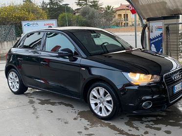 Audi A1 2015 S-Tronic 1.6 TDI 90CV