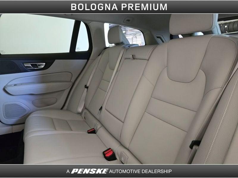 Volvo V60 Cross Country V60 Cross Country B4 (d) AWD automatico Plus