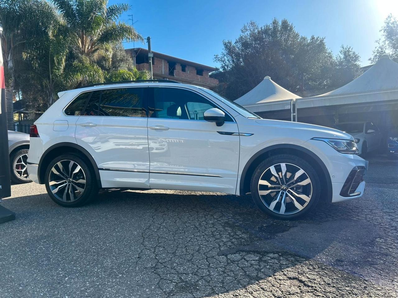 Volkswagen Tiguan 2.0 TDI 200 CV SCR DSG 4MOTION R-Line