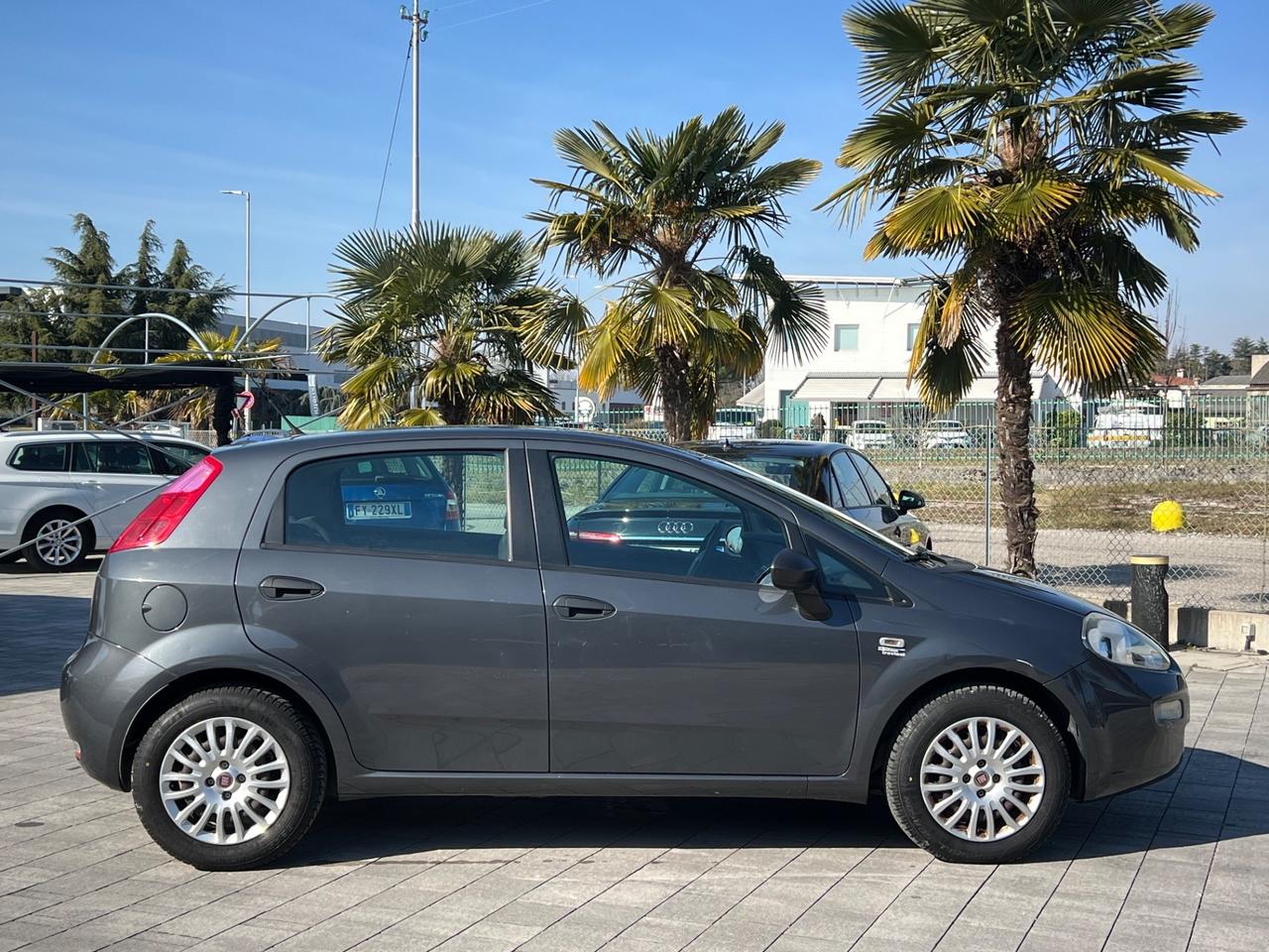 Fiat Punto 1.3 MJT II 75 CV 5 porte Lounge