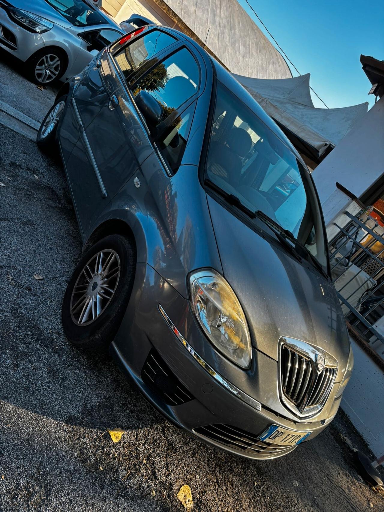 Lancia MUSA 1.3 Multijet 16V 90 CV Oro Plus