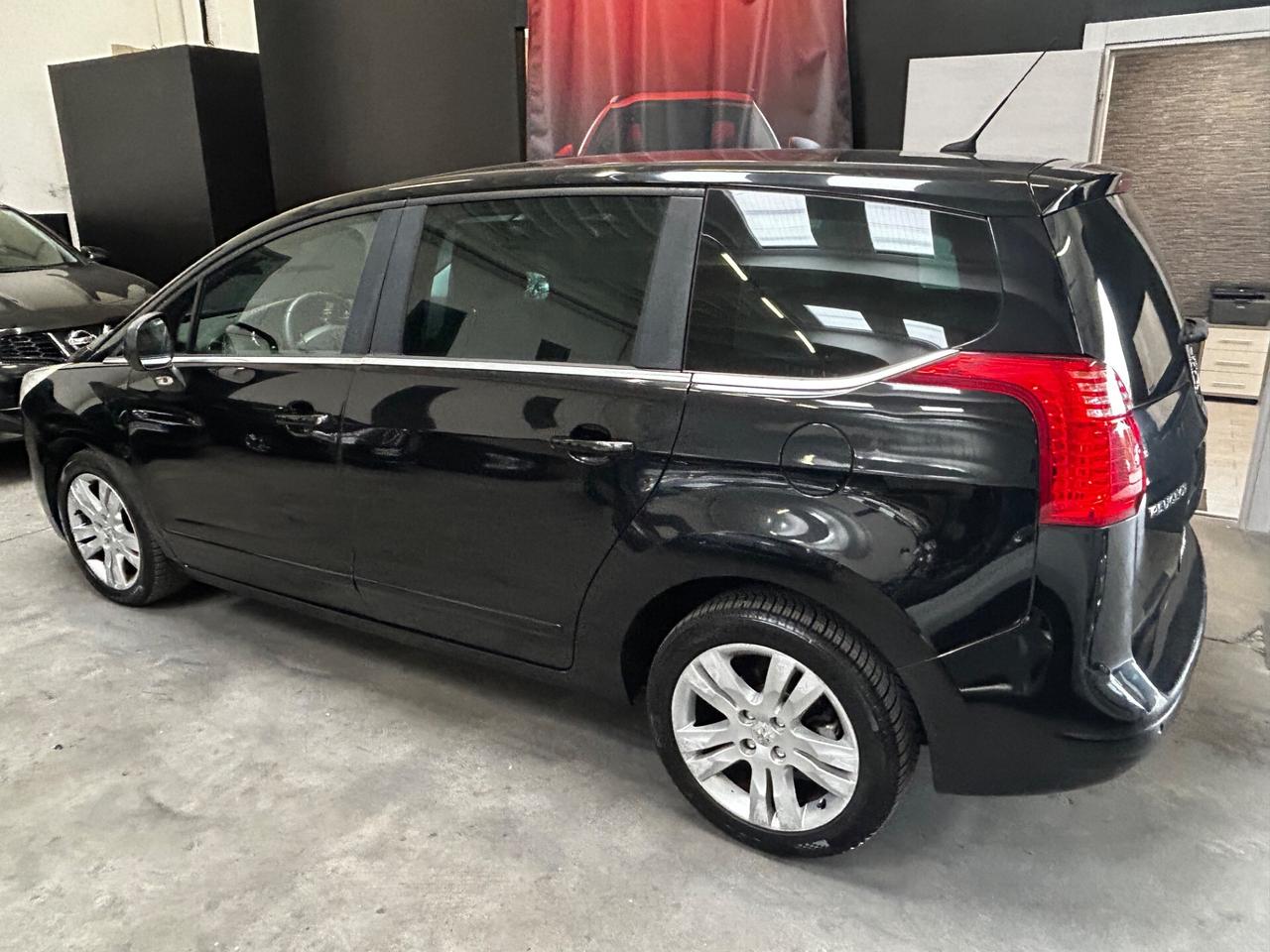 Peugeot 5008 2000hdi 163cv automatica 7 posti