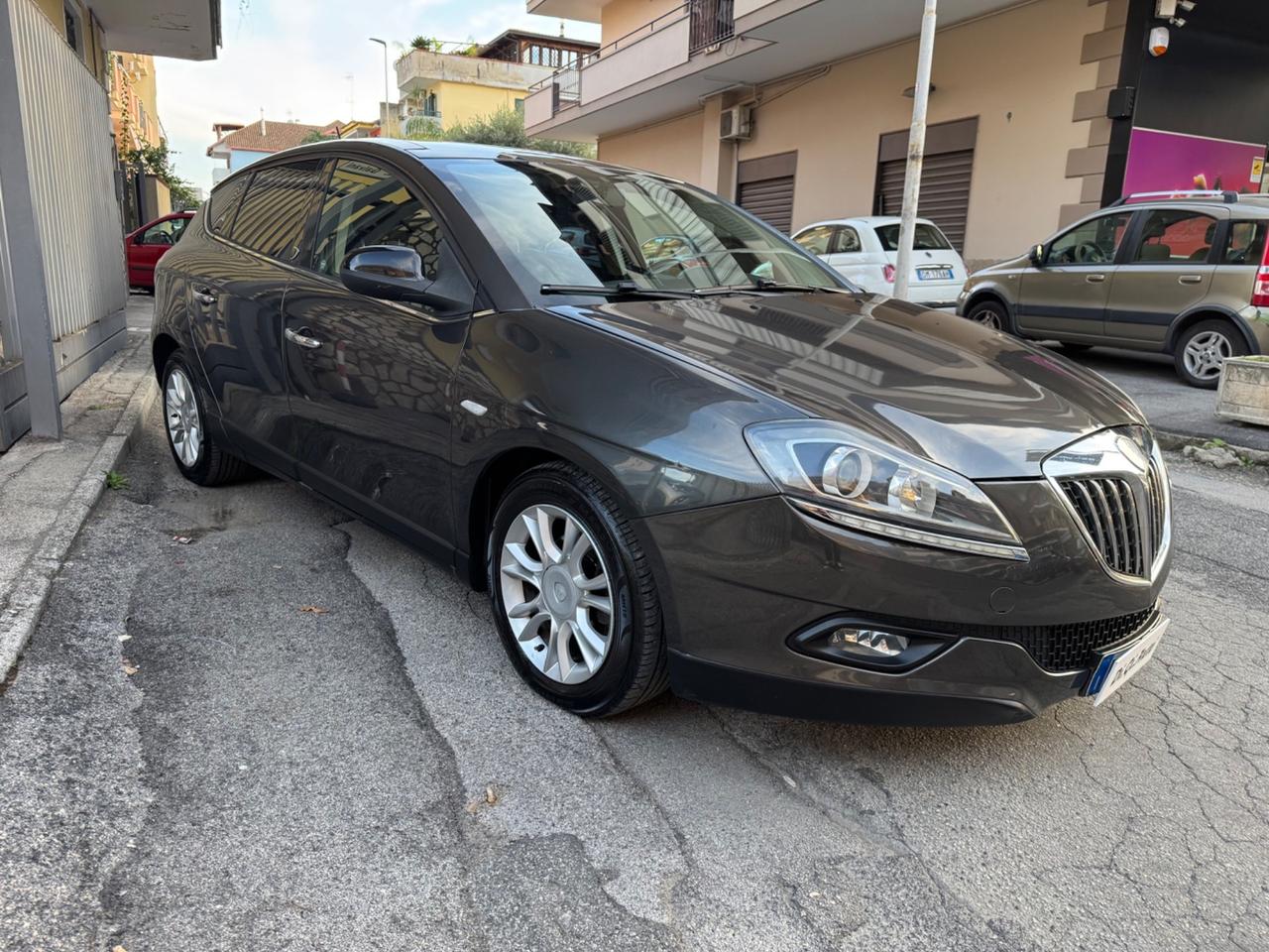 Lancia Delta 1.4 T-Jet 120 CV Oro Ecochic GPL