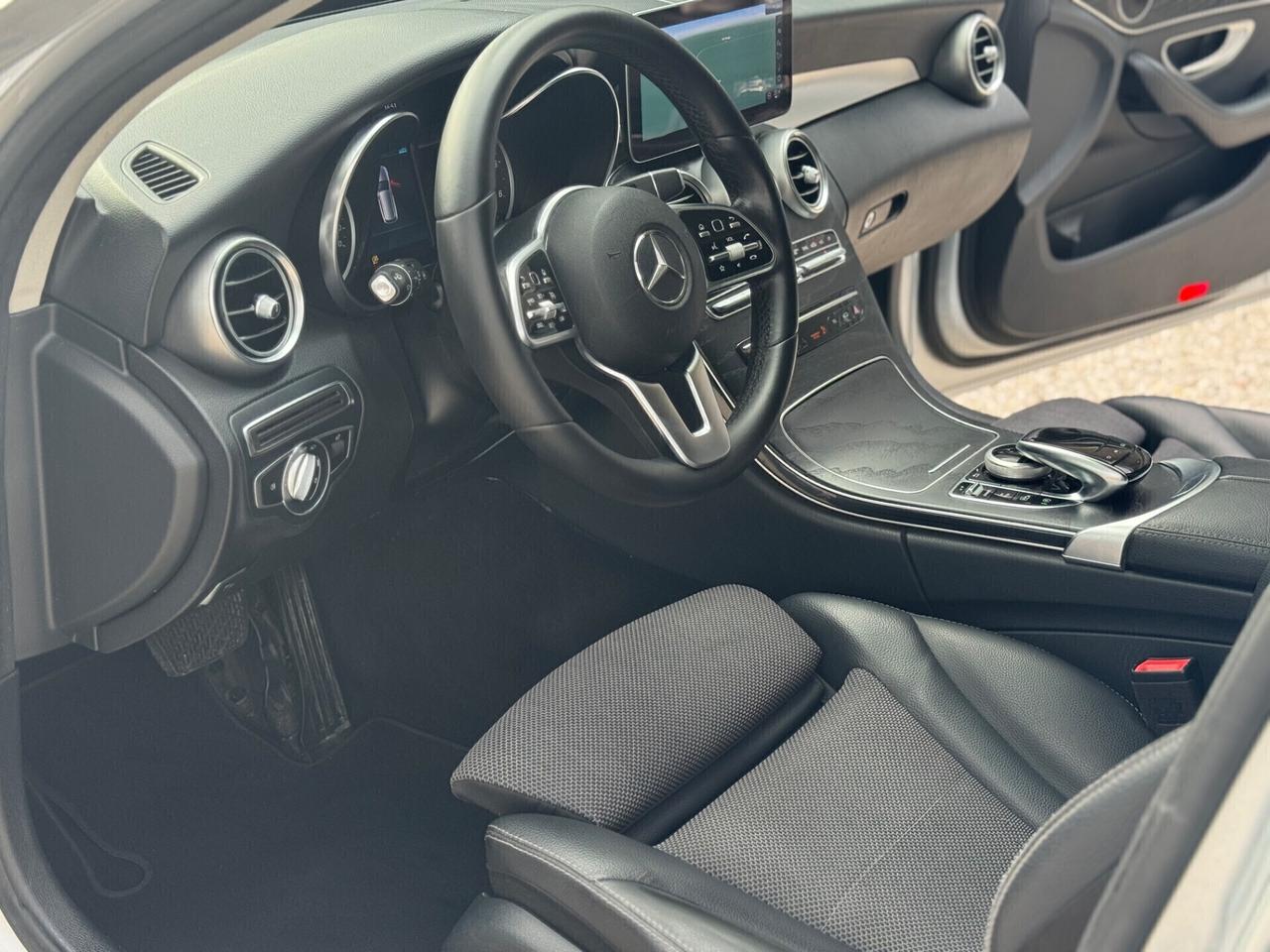 Mercedes-benz C 220 d 4Matic AMG Line !
