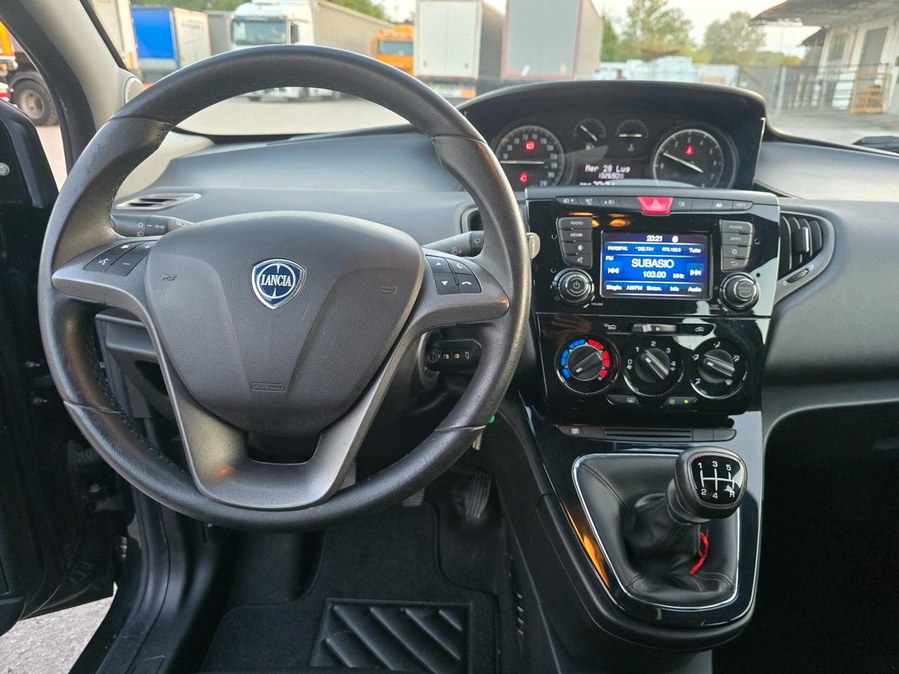 Lancia Ypsilon 1.2 69 CV 5 porte GPL Ecochic Gold
