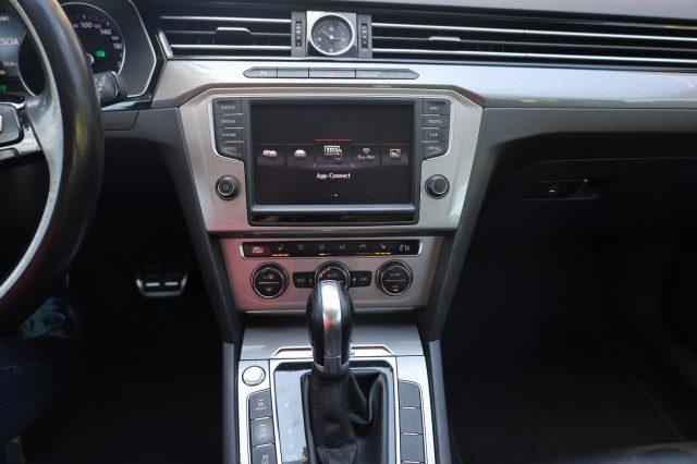 VOLKSWAGEN Passat Alltrack 2.0 BiTDI 240CV 4MOTION DSG Executive LED Pelle E6
