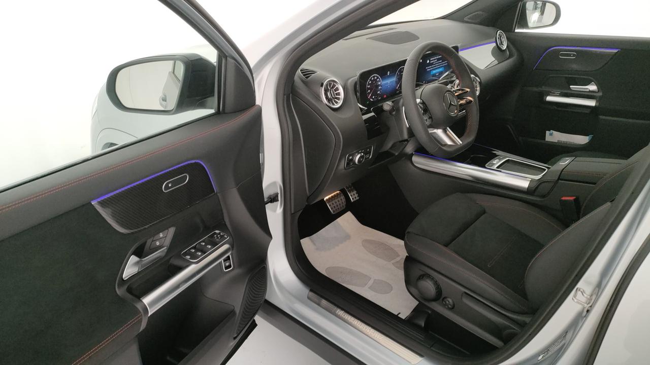 Mercedes-Benz GLA 200 d automatic