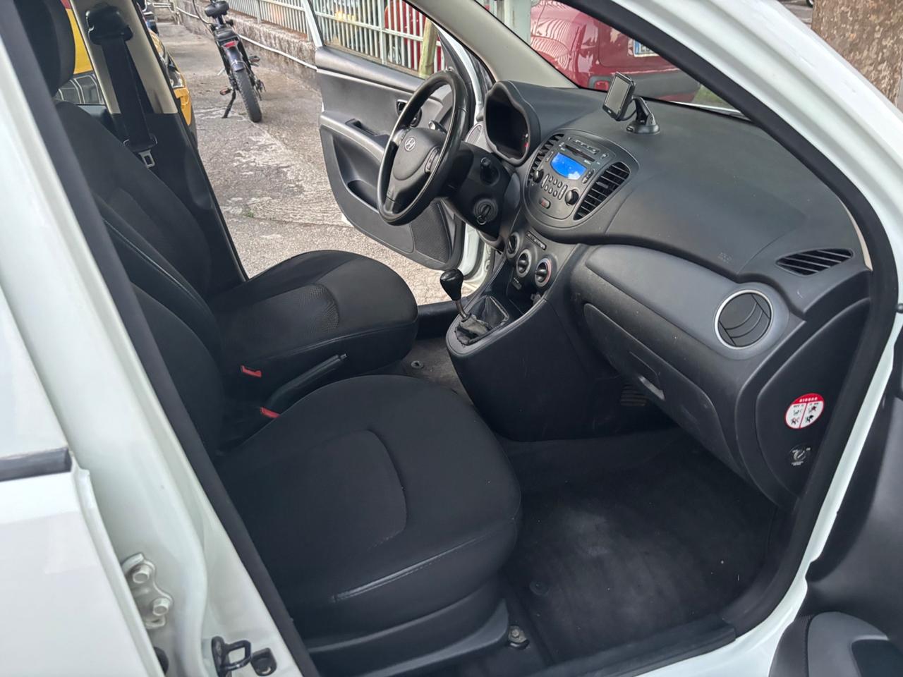 Hyundai i10 1.1 12V BlueDrive GPL Sound Edition