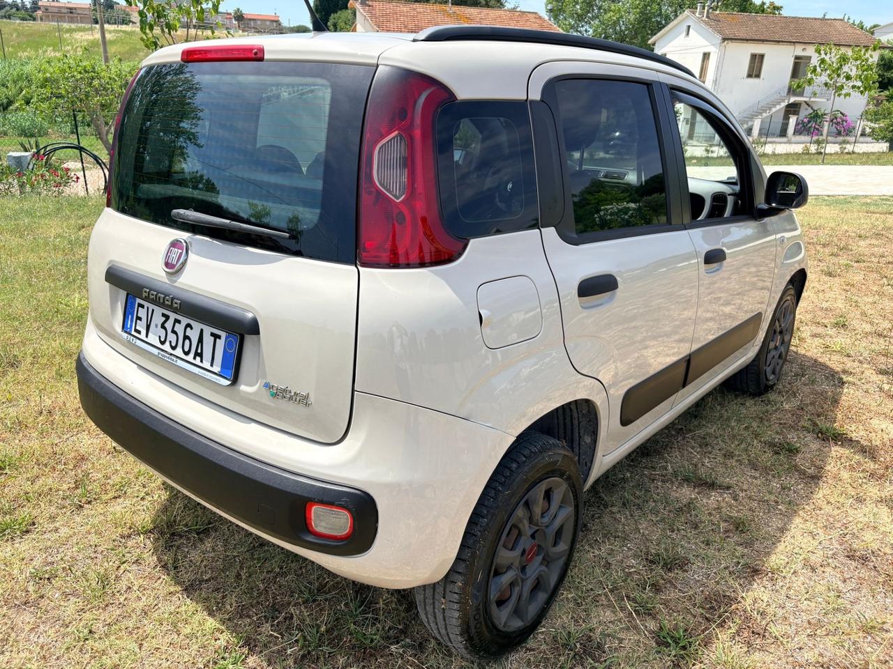 Fiat Panda 0.9 TwinAir Turbo Natural Power Lounge