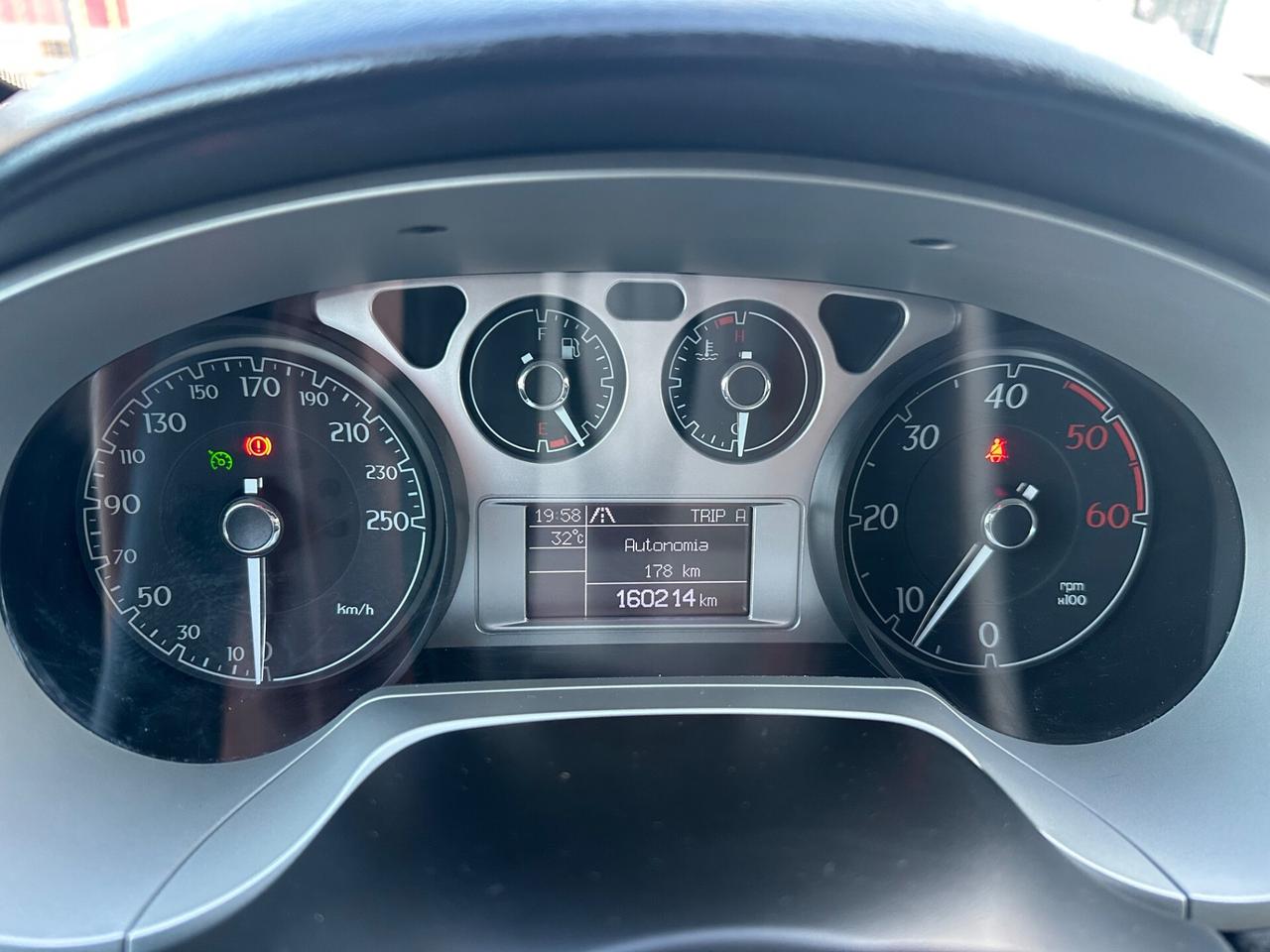 Lancia Delta 1.6 MJT DPF Platino