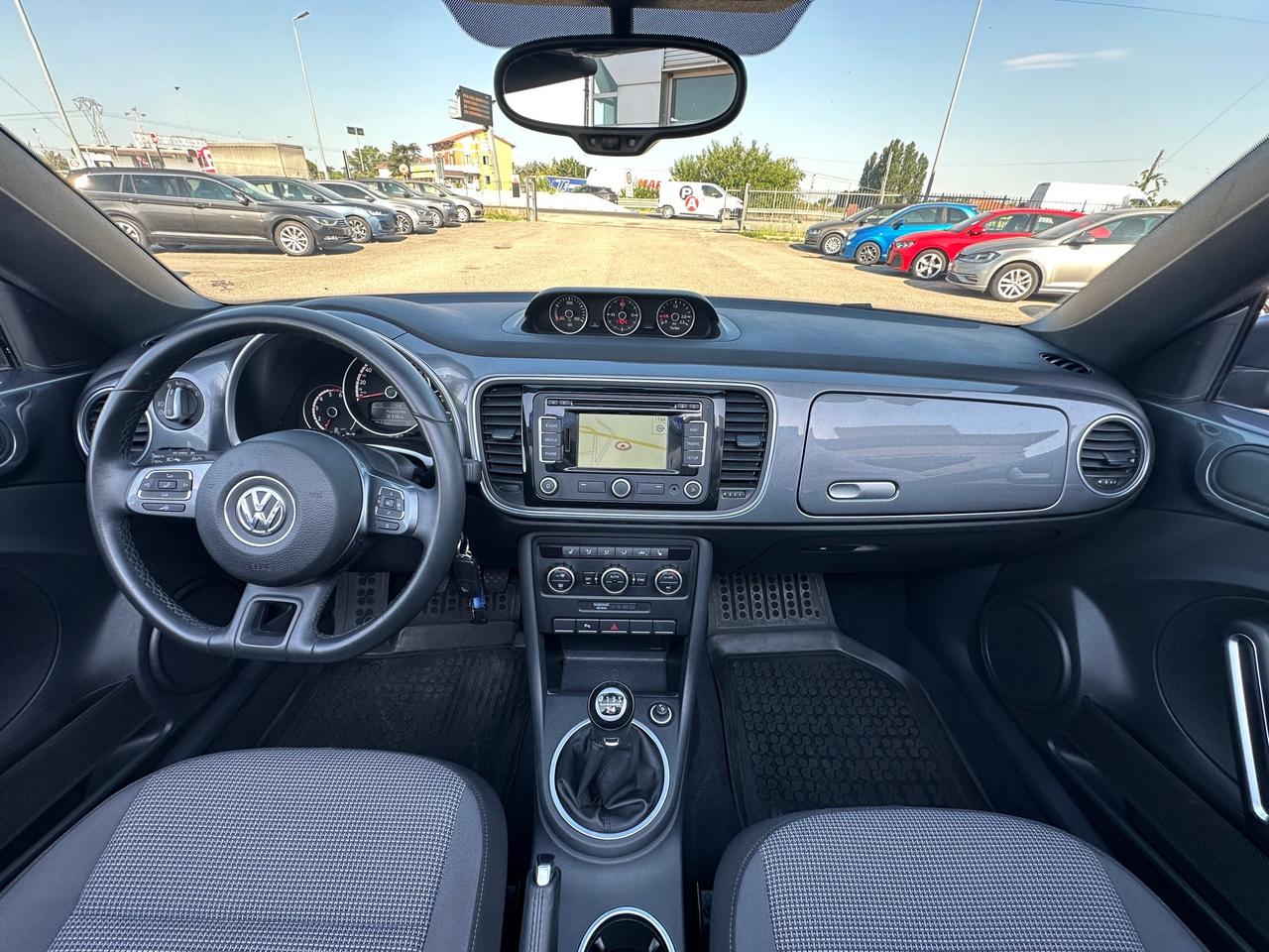 Volkswagen Maggiolino Cabrio 1.6TDI - 2015