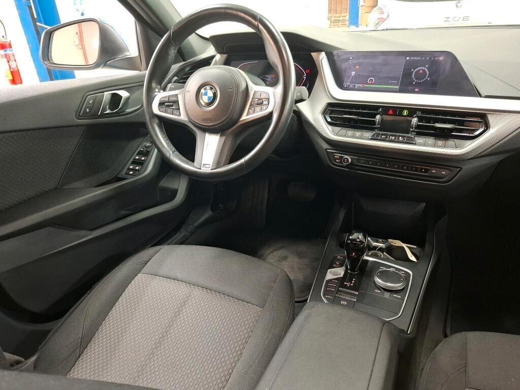 BMW 116D 115CV STEPTRONIC BUSINESS DESIGN ( FARI LED - BMW DIGITAL COCKPIT - TETTO PANORAMICO APR. - NAVI - MIRROR - PARK ASSISTANT - TELECAMERA POST. - CERCHI 17 )