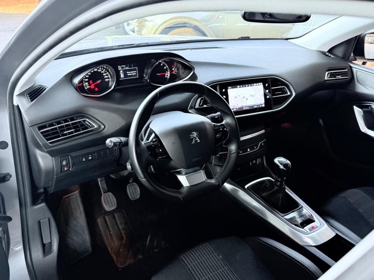 308 1.2 benzina 130- Allure-Iva esp-unipro-rate-garanzia-