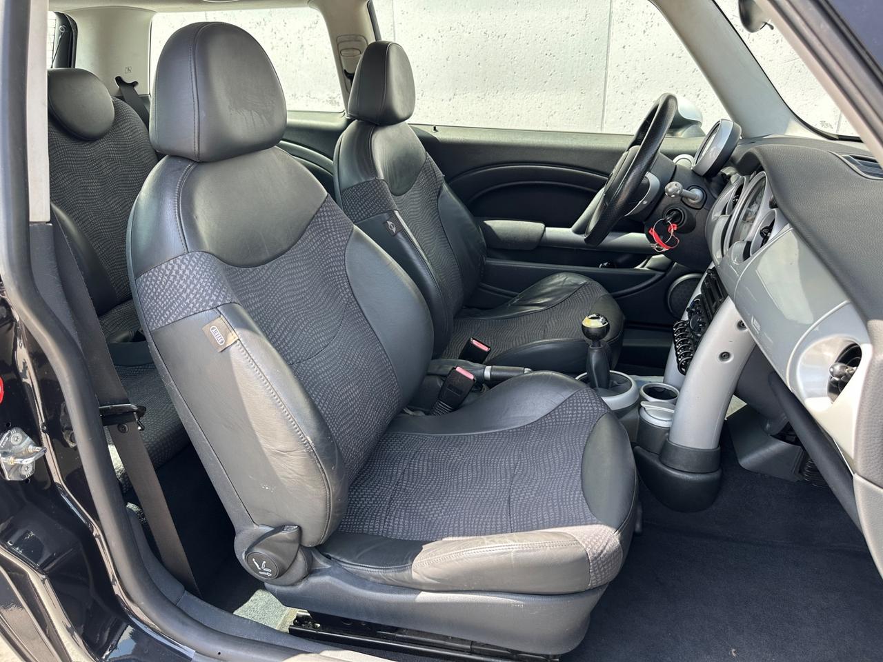 Mini 1.6 16V Cooper Neopatentati